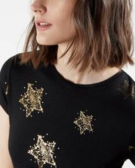 TED BAKER - Áo thun nữ tay ngắn cổ tròn Star Detail Fitted