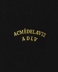 ADLV - Áo sweatshirt tay dài cổ tròn Two Colors Embroidery