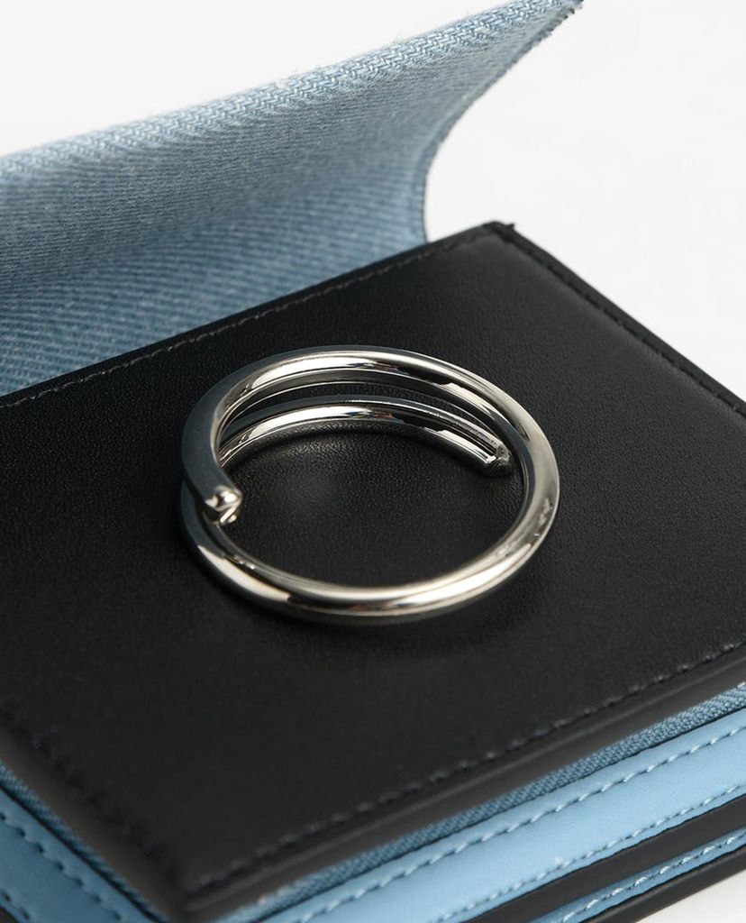 CHARLES & KEITH - Ví cầm tay nữ phom vuông Ring Detail