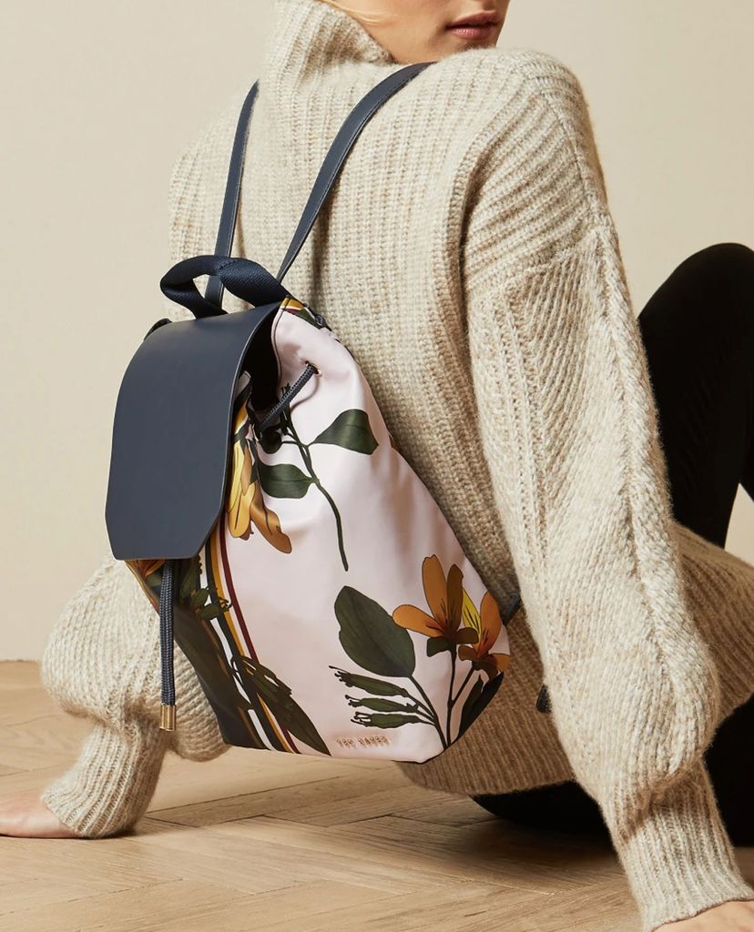 TED BAKER - Balo nữ họa tiết hoa Savanna