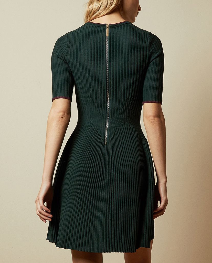 TED BAKER - Đầm mini cổ tròn ngắn tay Renyina