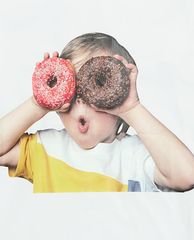 ADLV - Áo thun ngắn tay cổ tròn Baby Face Donuts