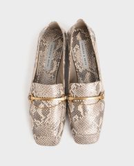CHARLES & KEITH - Giày lười nữ mũi vuông Metallic Accent