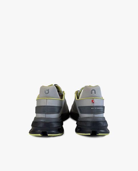 Top giày tập gym On Running Cloudnova Flux bền bỉ