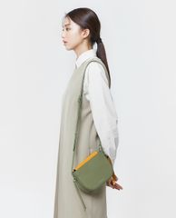 Marhen.J - Túi đeo chéo nữ hình thang Sandy