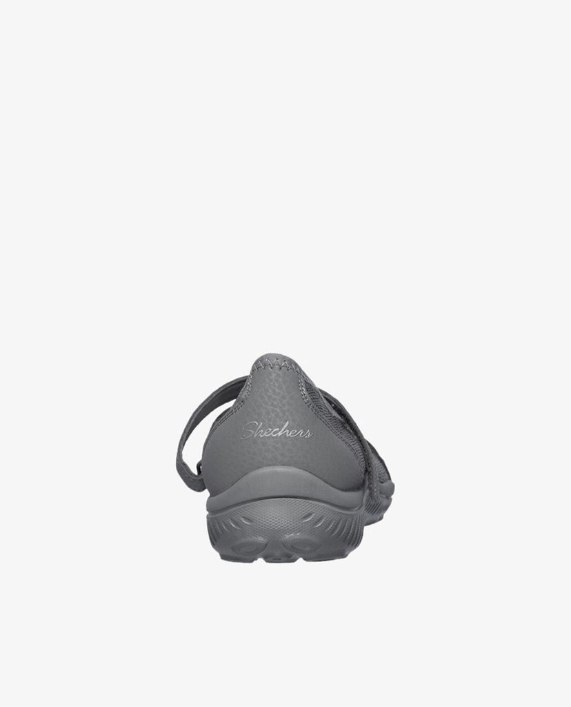 SKECHERS - Giày slip on nữ Be Light Eyes On Me