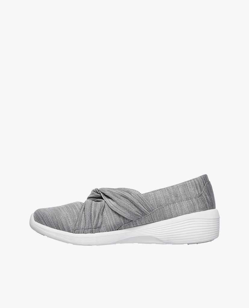 SKECHERS - Giày slip on nữ thắt nút Arya Knot My Problem