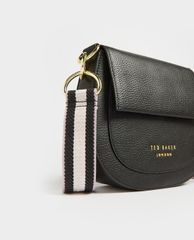 TED BAKER - Túi đeo vai tròn nắp gập Amali Leather Round Cross