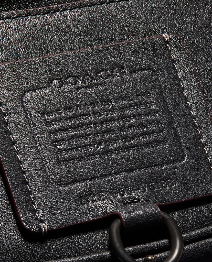COACH - Túi bao tử nam chữ nhật Rivington 7