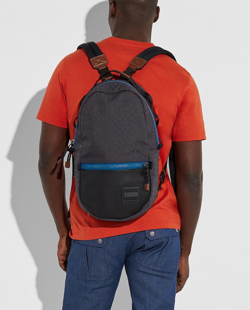COACH - Balo nam phom bầu dục Reversible Pacer