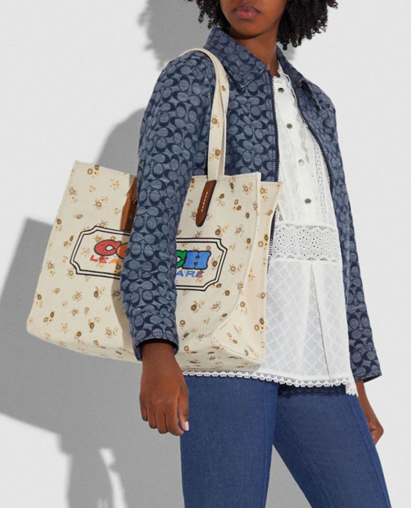 COACH - Túi đeo vai nữ chữ nhật Rainbow