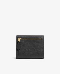 COACH - Ví nữ dáng gập phom vuông Wyn Small