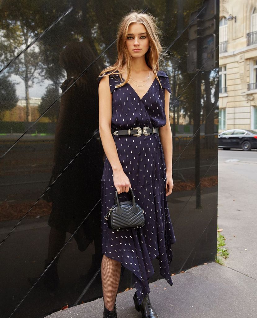 THE KOOPLES - Đầm midi cổ V sát nách Polka Dot Print