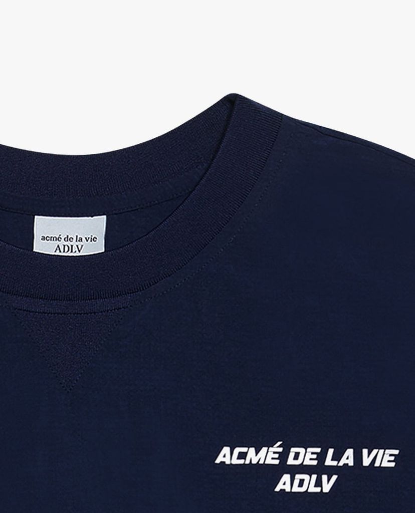 ADLV - Áo sweatshirt tay dài cổ tròn Sporty Logo Woven