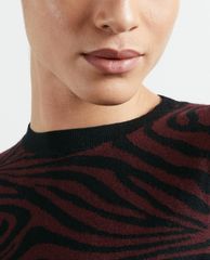 TED BAKER - Áo sweater nữ tay dài cổ tròn Zebra Jacquard
