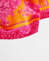 TED BAKER - Khăn choàng nữ họa tiết hoa Tinsal