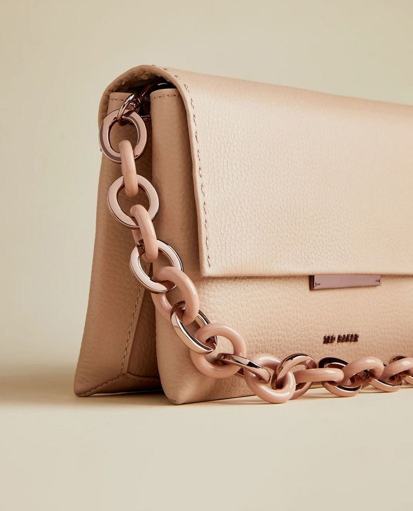 TED BAKER - Túi đeo chéo nữ Resin Chain Arealia