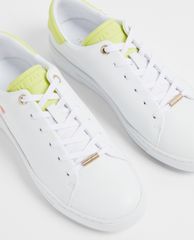 TED BAKER - Giày trainer nữ họa tiết hoa ở gót oKeylie