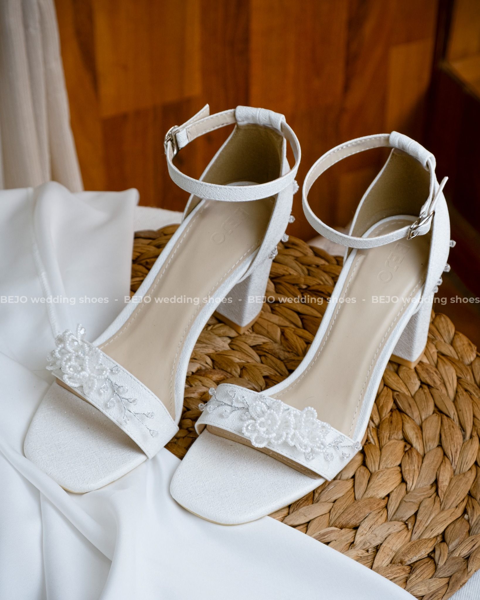 Giày cưới cao cấp BEJO WEDDING SHOSE- S46.7P.05 hoa cườm