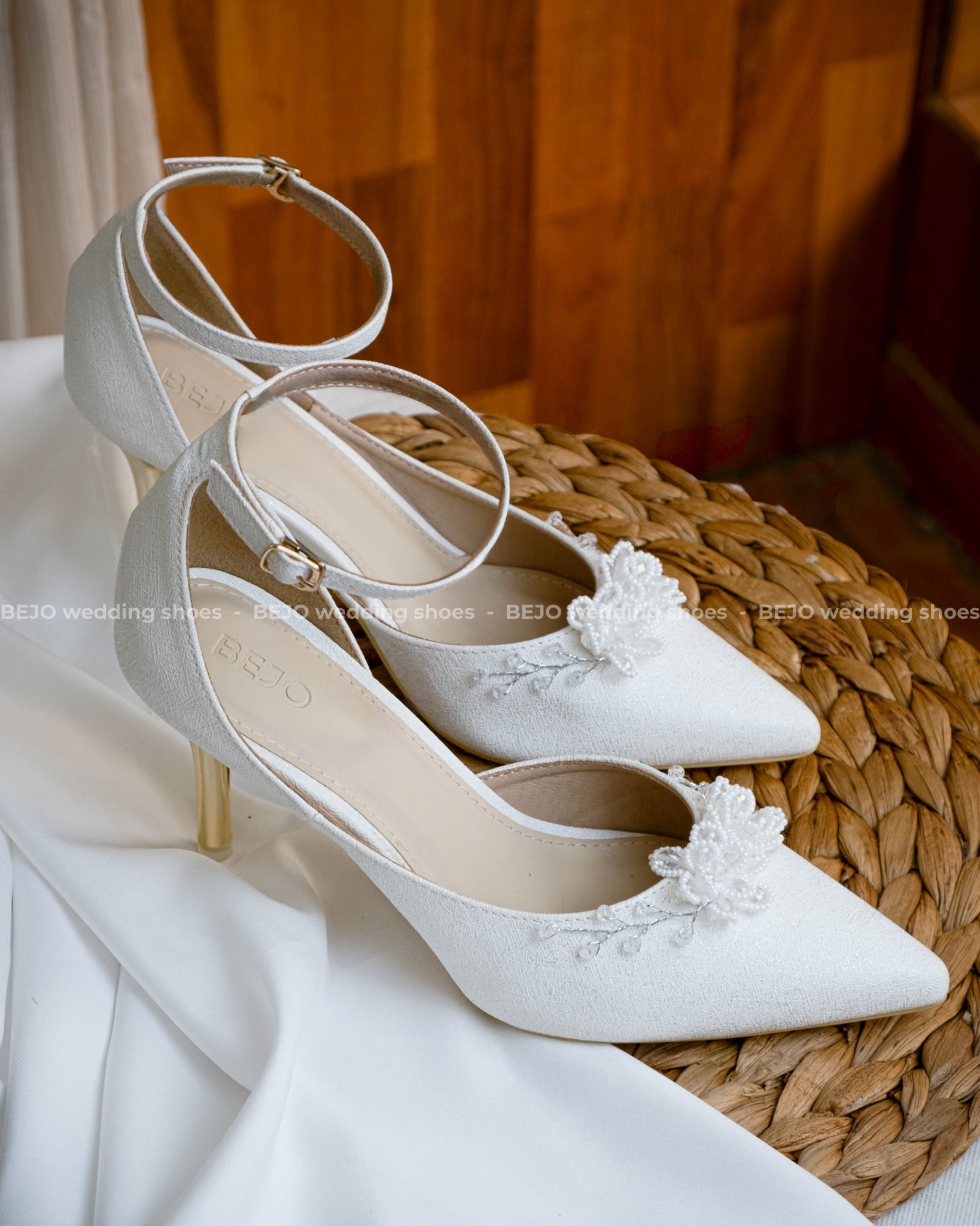 Giày cưới cao cấp BEJO WEDDING SHOSE- H70.GV.03 hoa cườm