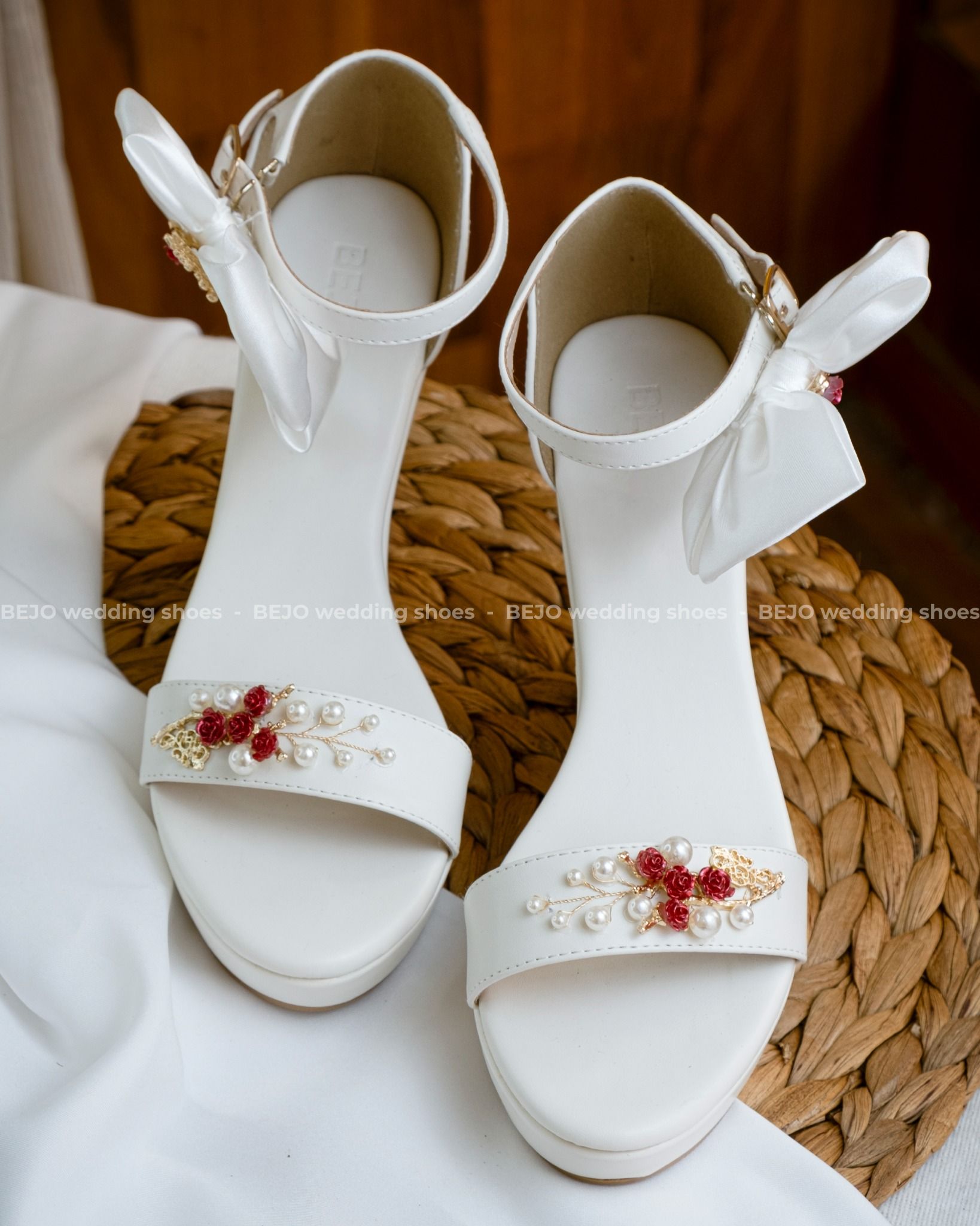 Giày cưới cao cấp BEJO WEDDING SHOSE- W07.05 hoa đỏ