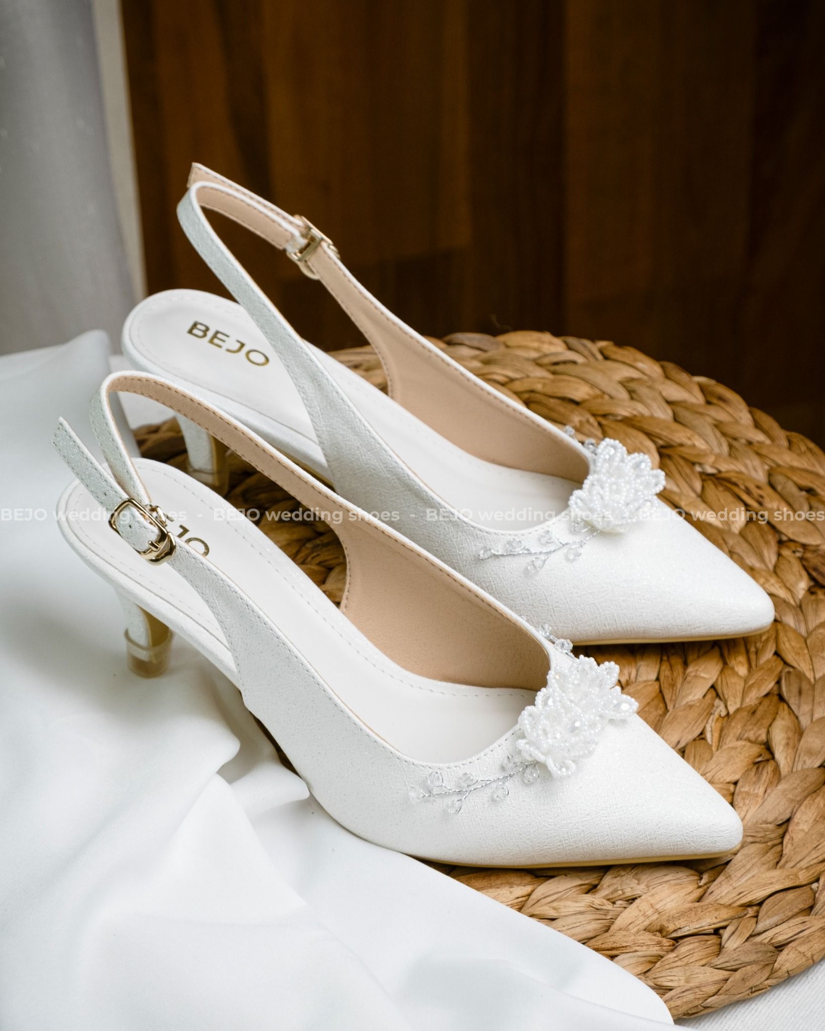 Giày cưới cao cấp BEJO WEDDING SHOSE- H82.03 hoa cườm