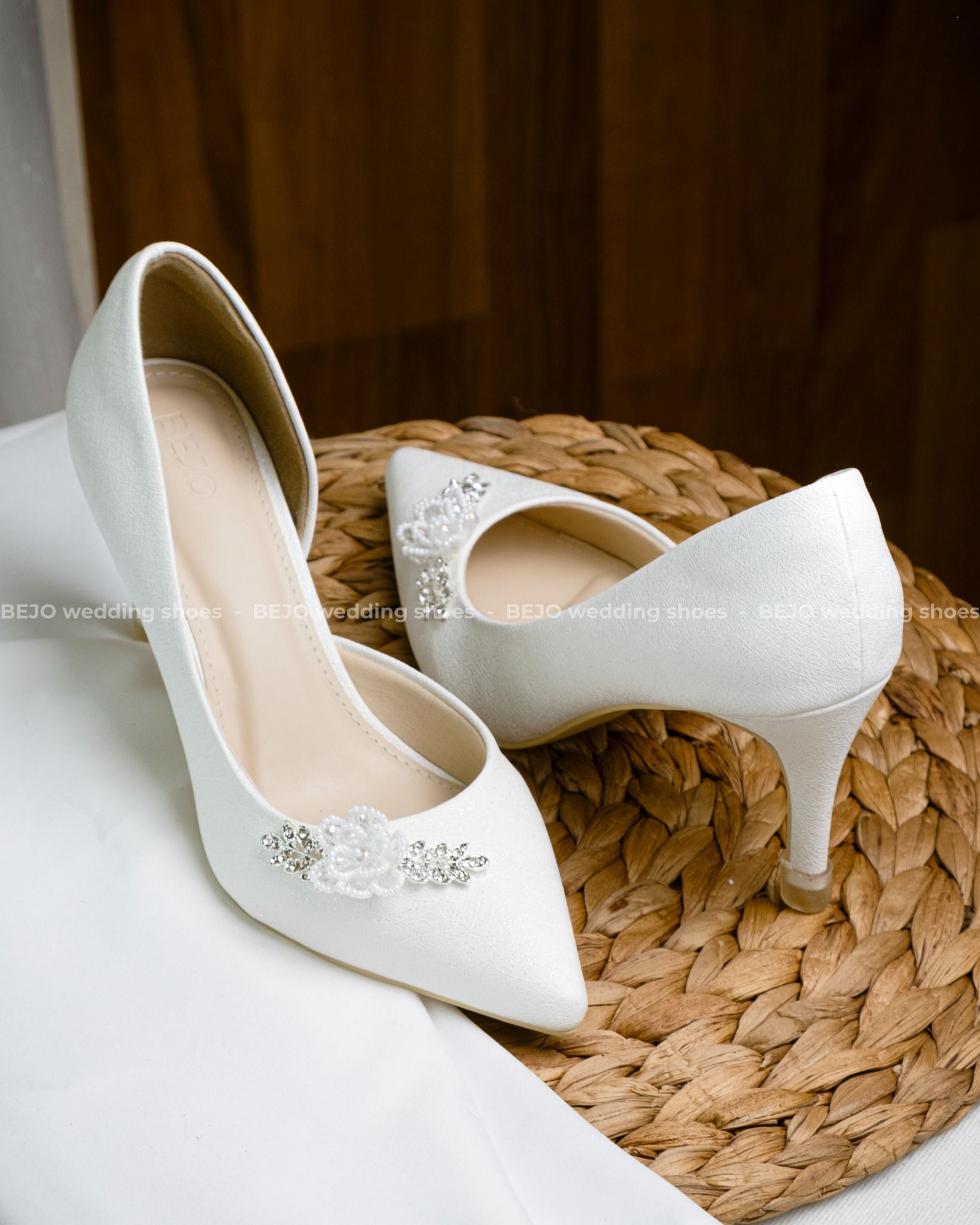 Giày cưới cao cấp BEJO WEDDING SHOSE- H51.03 hoa cườm