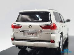 Xe Mô Hình Lexus LX570 Sonic Quartz 1:64 Kyosho (Trắng)