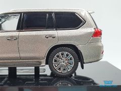 Xe Mô Hình Lexus LX570 Sonic Quartz 1:64 Kyosho (Xám)