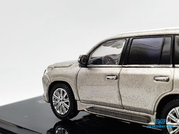 Xe Mô Hình Lexus LX570 Sonic Quartz 1:64 Kyosho (Xám)