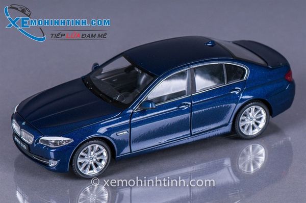 XE MÔ HÌNH BMW 535I 1:24 WELLY (XANH)