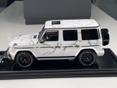 Xe Mô Hình Mercedes Benz G63 AMG 2019 Limited 66 1:18 Motorhelix ( Trắng Hoa Văn )