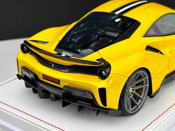 Xe Mô Hình Ferrari 488 Pista Novitec 1:18 IVY Model (Vàng Sọc Đen)