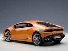 Xe Mô Hình Lamborghini Huracan LB 610-4 1:12 Autoart ( Cam )