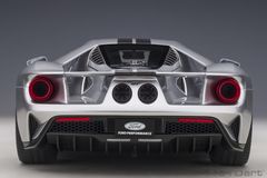 Xe Mô Hình Tĩnh Ford GT 2017 (Ingot Silver) 1:12 Autoart ( Bạc )