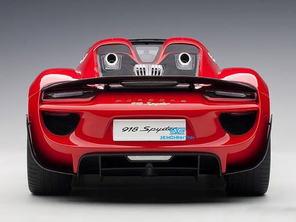 Xe Mô Hình Porsche 918 Spyder Weissach Package 1:12 Autoart ( Đỏ )