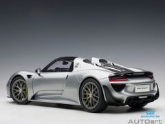 Xe Mô Hình Porsche 918 Spyder Weissach Package 1:12 Autoart ( Bạc )