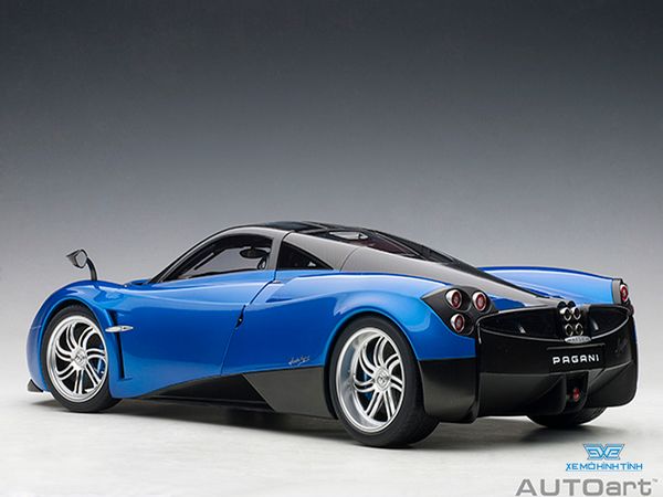 Xe Mô Hình Pagani Huayra 1:12 Autoart ( Xanh )