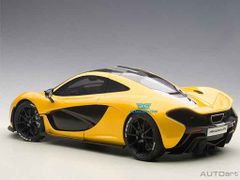 Xe Mô Hình McLaren P1 1:12 Autoart ( Vàng )