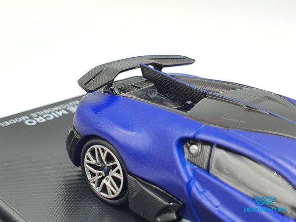 Xe Mô Hình Bugatti Divo 1:64 Bburago ( Xanh Nhám)