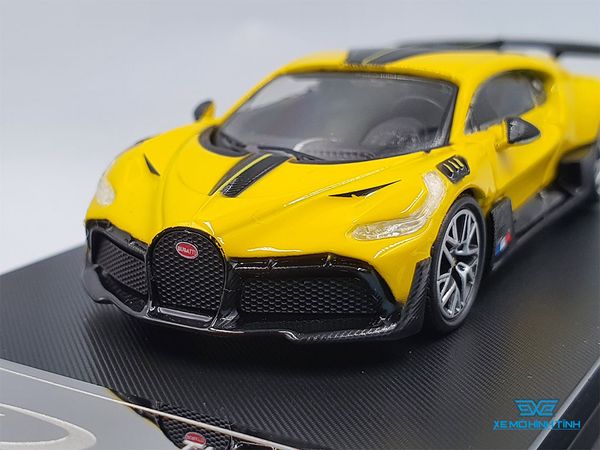 Xe Mô Hình Bugatti Divo 1:64 Bburago ( Vàng )