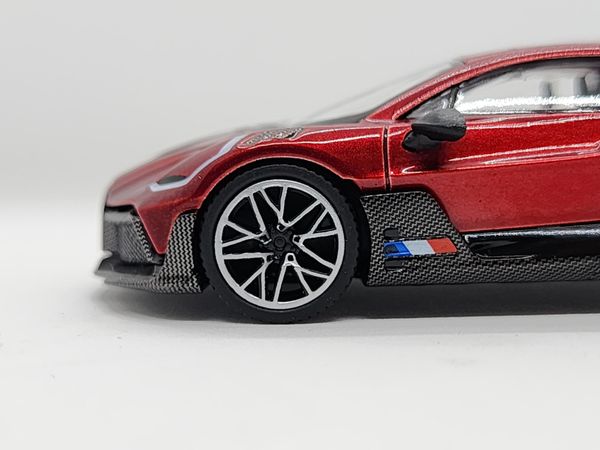 Xe Mô Hình Bugatti Divo Red Metallic LHD 1:64 Minigt ( Đỏ )
