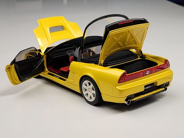 Xe Mô Hình Honda NSX-R (NA2) 1:18 Autoart (Indy Yellow Pearl)