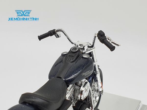 XE MÔ HÌNH HARLEY DAVIDSON 2006 FXDBI Dyna Street Bob 1:18 MAISTO (XANH ĐEN)