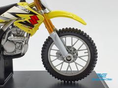 XE MÔ HÌNH SUZUKI RM-Z250 1:18 MAISTO (VÀNG)