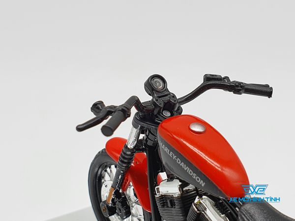 XE MÔ HÌNH HARLEY DAVIDSON XL 1200N NIGHTSTER ( CAM ) 1:18 MAISTO