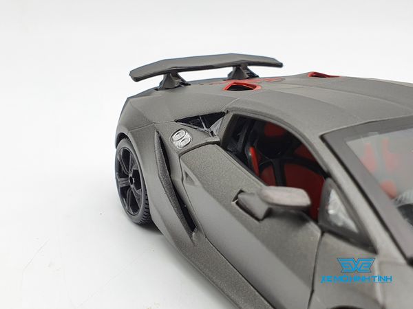 XE MÔ HÌNH LAMBORGHINI SESTO ELEMENTO 1:24 BBURAGO (XÁM)