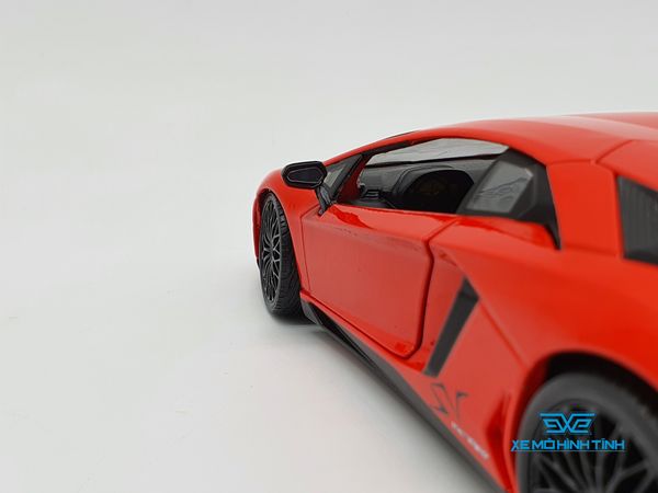 XE MÔ HÌNH LAMBORGHINI AVENTADOR LP 750-4 SV 1:24 BBURAGO (ĐỎ)