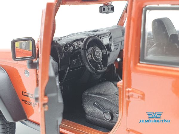 XE MÔ HÌNH JEEP WRANGLER UNLIMITED 2015 1:24 (CAM)