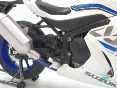 Xe Mô Hình Suzuki GSX-R1000R 1:12 LCD Model ( Trắng )